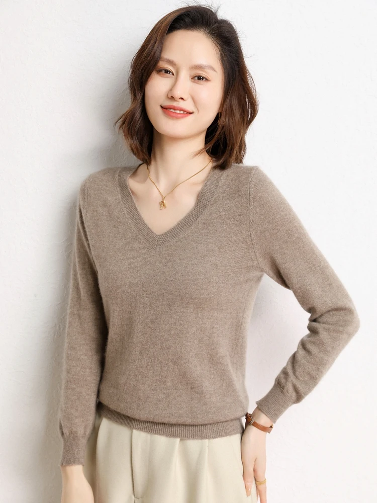 High-quality Spring Autumn 100% Cashmere Women Sweater V-neck Long Sleeve Pullover Shirt Pure Color Knitwear Women Clothing
High-quality Spring Autumn 100% Cashmere Women Sweater V-neck Long Sleeve Pullover Shirt Pure Color Knitwear Women Clothing