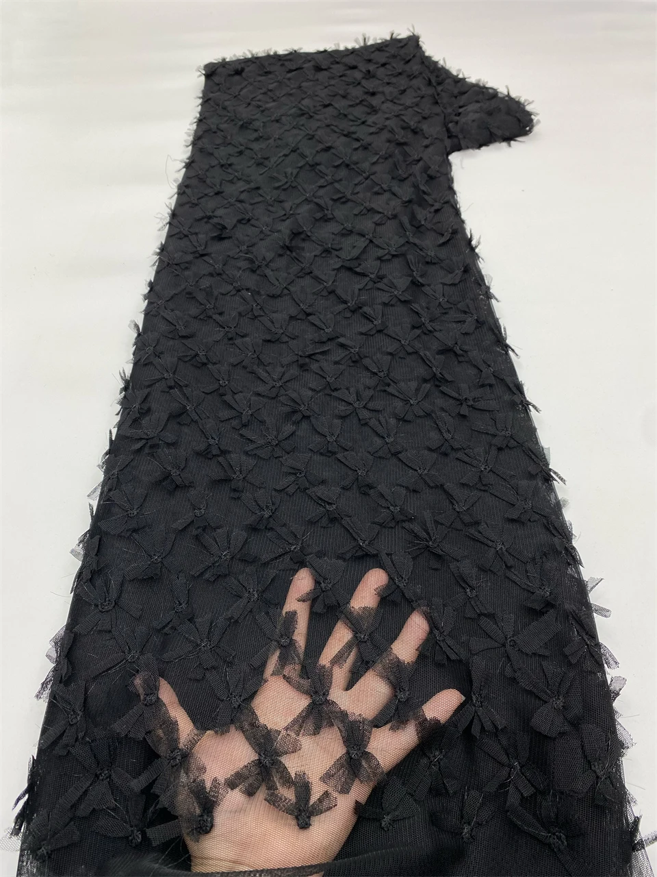 5 Yards Black African Lace Fabric 2026 High Quality 3d Nigerian France Tulle Lace Fabric for Dress Women Wedding Sew HXZ6469
5 Yards Black African Lace Fabric 2026 High Quality 3d Nigerian France Tulle Lace Fabric for Dress Women Wedding Sew HXZ6469