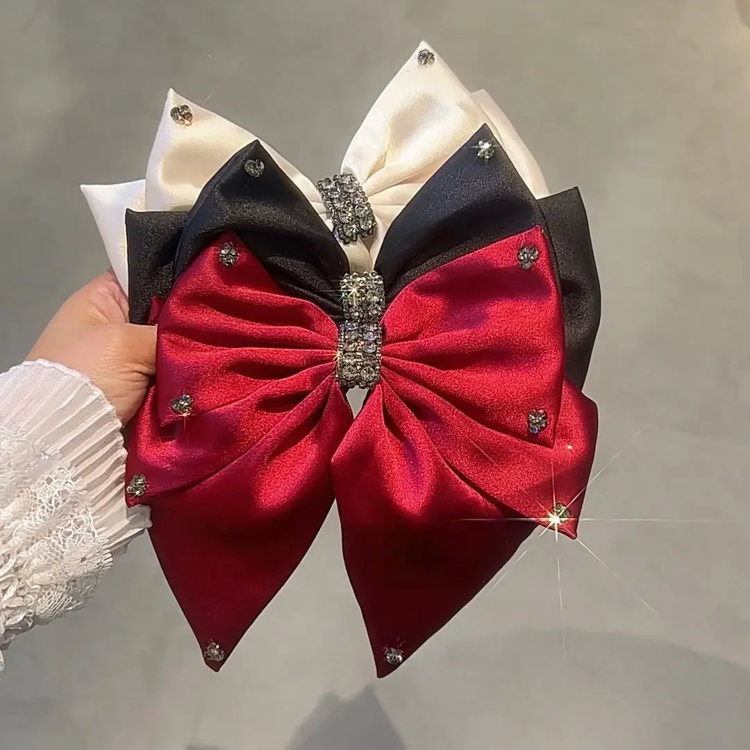 Korean Hair Accessories Fabric Bow Rhinestone High-end Clip Spring Fashionable Temperament Women's Headwear
Korean Hair Accessories Fabric Bow Rhinestone High-end Clip Spring Fashionable Temperament Women's Headwear