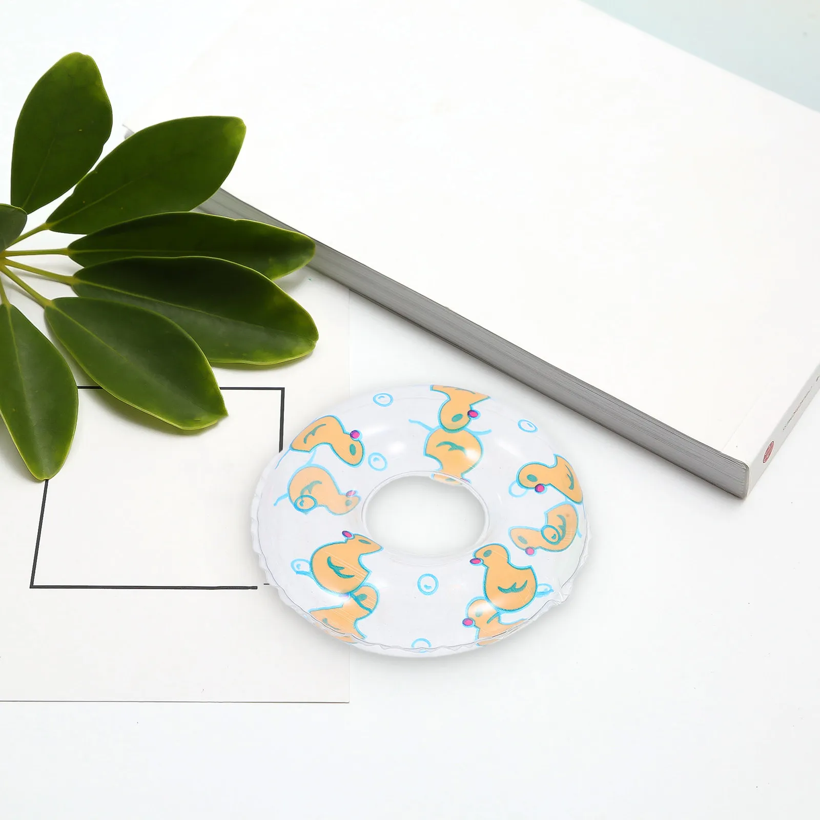 15Pcs Mini Inflatable Swimming Rings Cartoon Duck Print Portable Lightweight Photo Props Kids Pool Fun Home Decor Items
15Pcs Mini Inflatable Swimming Rings Cartoon Duck Print Portable Lightweight Photo Props Kids Pool Fun Home Decor Items