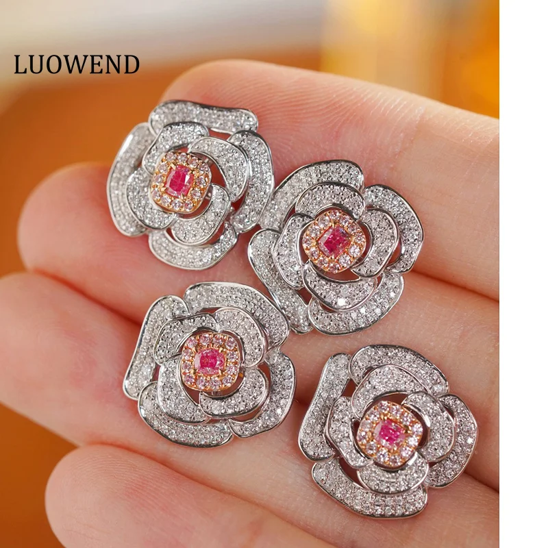LUOWEND 100% 18K White Gold Earrings Luxury Flower Shape Real Natural Pink Diamond Stud Earrings for Women High Party Jewelry
LUOWEND 100% 18K White Gold Earrings Luxury Flower Shape Real Natural Pink Diamond Stud Earrings for Women High Party Jewelry