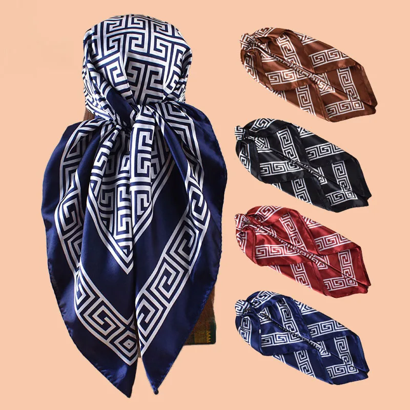 1pc Geometric Letter Print Satin Square Scarf Women's Spring Fashion Hair Accessory Can Be Used as Belt Bag Decor Silk Headband
1pc Geometric Letter Print Satin Square Scarf Women's Spring Fashion Hair Accessory Can Be Used as Belt Bag Decor Silk Headband