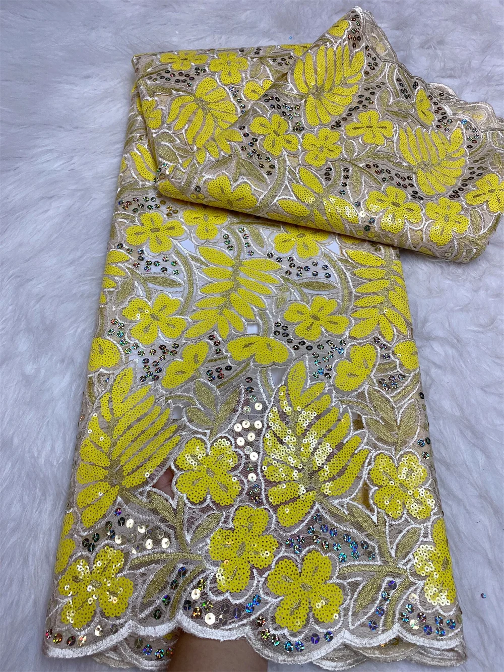 2024 High Quality Latest African Nigerian Embroidery Sequins Tulle Lace Fabric Sewing Guipure Prom Dresses Beads 5YardsJH0009
2024 High Quality Latest African Nigerian Embroidery Sequins Tulle Lace Fabric Sewing Guipure Prom Dresses Beads 5YardsJH0009