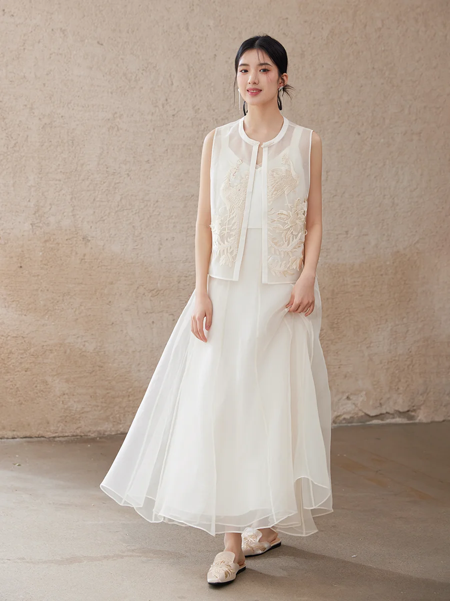 Китайская вышитая футболка с круглым вырезом для женщин, модная многослойная блузка, традиционный национальный стиль, летний наряд
Китайская вышитая футболка с круглым вырезом для женщин, модная многослойная блузка, традиционный национальный стиль, летний наряд