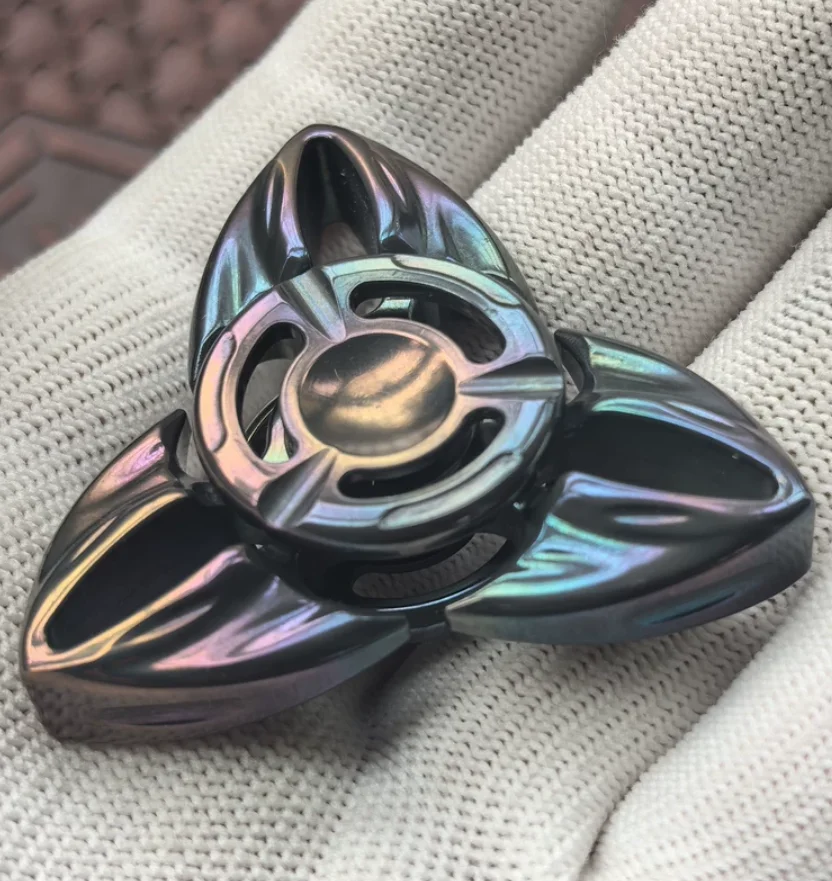 Used EDC HEedc zirconium alloy zirconium color fidget spinner metal decompression toy
Used EDC HEedc zirconium alloy zirconium color fidget spinner metal decompression toy