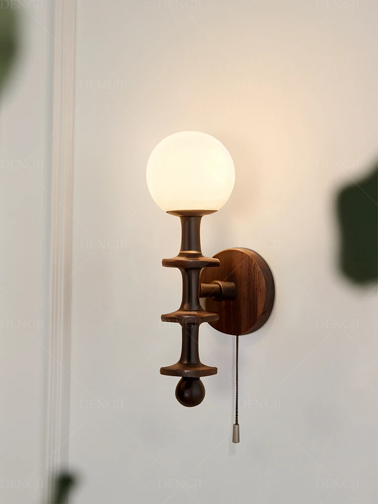 Deng Ji's ancient wall lamp, solid wood, new Chinese style bedroom, bedside lamp, American style retro living room, pull switch,
Deng Ji's ancient wall lamp, solid wood, new Chinese style bedroom, bedside lamp, American style retro living room, pull switch,