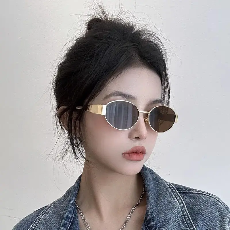 Small Metal Frame Oval Sunglasses for Women UV400 Unisex Designer Fashion Glasses Outdoor Oval Stylish Eyewear Shades
Small Metal Frame Oval Sunglasses for Women UV400 Unisex Designer Fashion Glasses Outdoor Oval Stylish Eyewear Shades