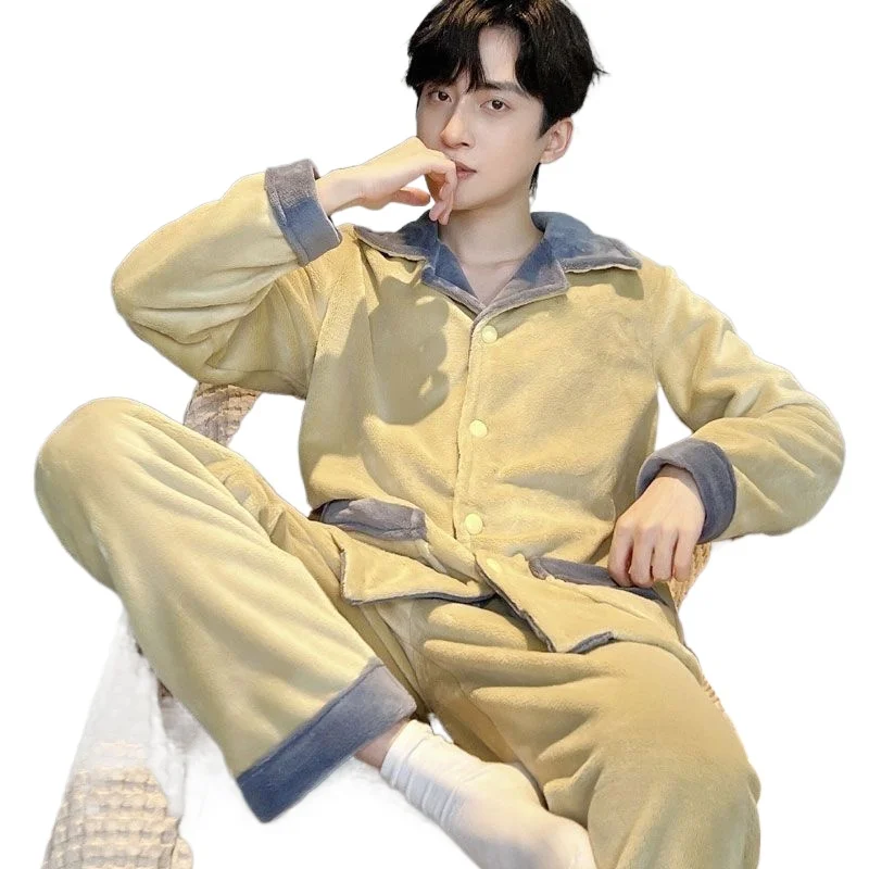 Фланелевые осенние и зимние новинки, роскошный пижамный комплект для молодых мужчин, утолщенная верхняя одежда кардигана, элитные комплекты домашней одежды
Фланелевые осенние и зимние новинки, роскошный пижамный комплект для молодых мужчин, утолщенная верхняя одежда кардигана, элитные комплекты домашней одежды