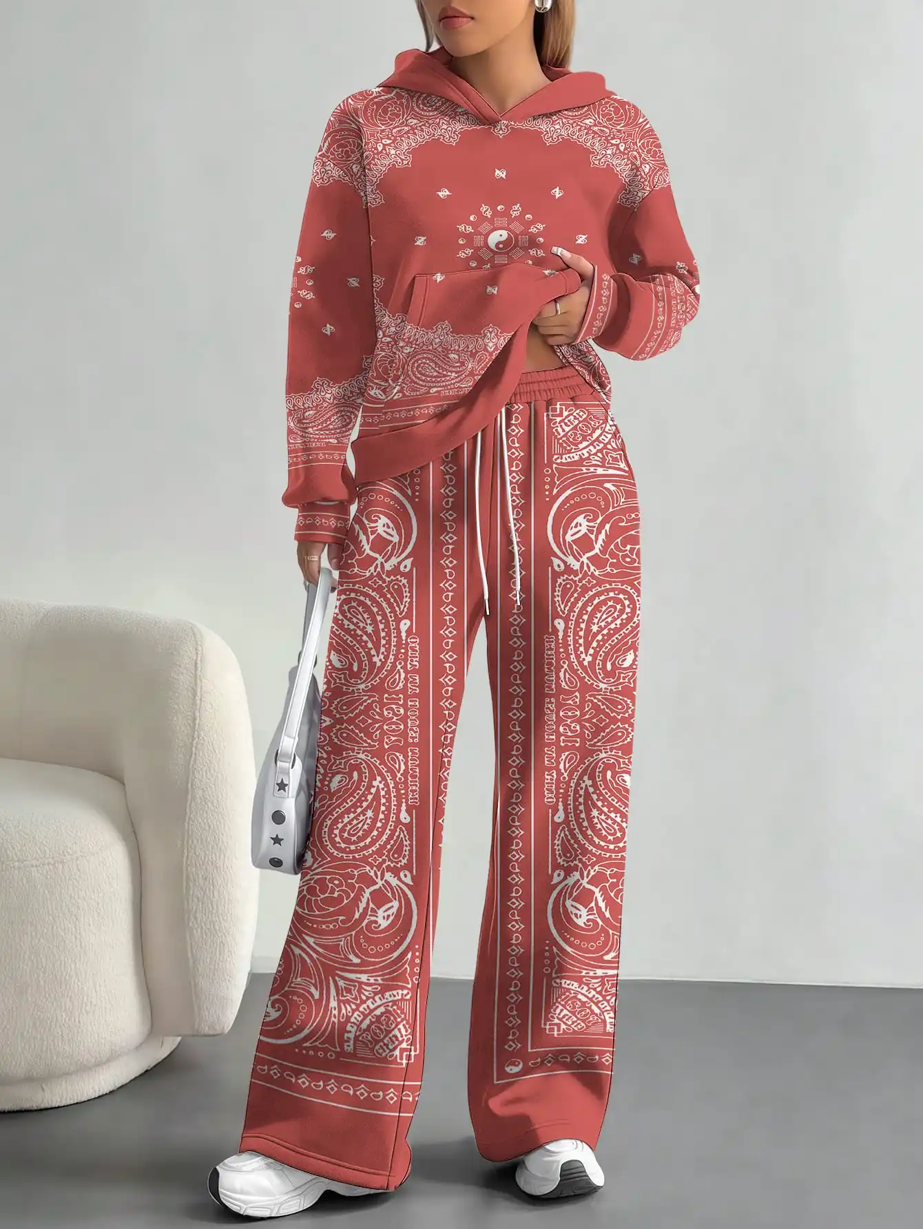 Pink splicing 2025 new camouflage sports style foreign trade comfortable fashion casual European and American women's suit
Pink splicing 2025 new camouflage sports style foreign trade comfortable fashion casual European and American women's suit