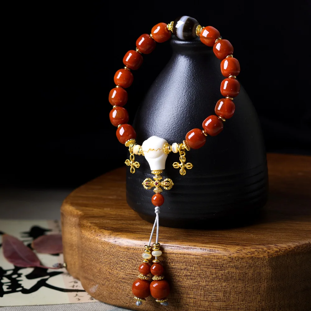 2026 Winter New Arrival Nanhong Agate Barrel Beads Original Deer Antler 3-Way Bead New Chinese Style Wenwan Bracelet For Women
2026 Winter New Arrival Nanhong Agate Barrel Beads Original Deer Antler 3-Way Bead New Chinese Style Wenwan Bracelet For Women