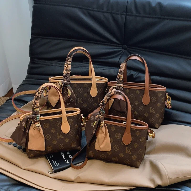 Luxury Brand Famous Designer Diaper Bag Elegant Leather Crossbody Handbag For Women Classic Vintage Large Tote Messenger
Luxury Brand Famous Designer Diaper Bag Elegant Leather Crossbody Handbag For Women Classic Vintage Large Tote Messenger
