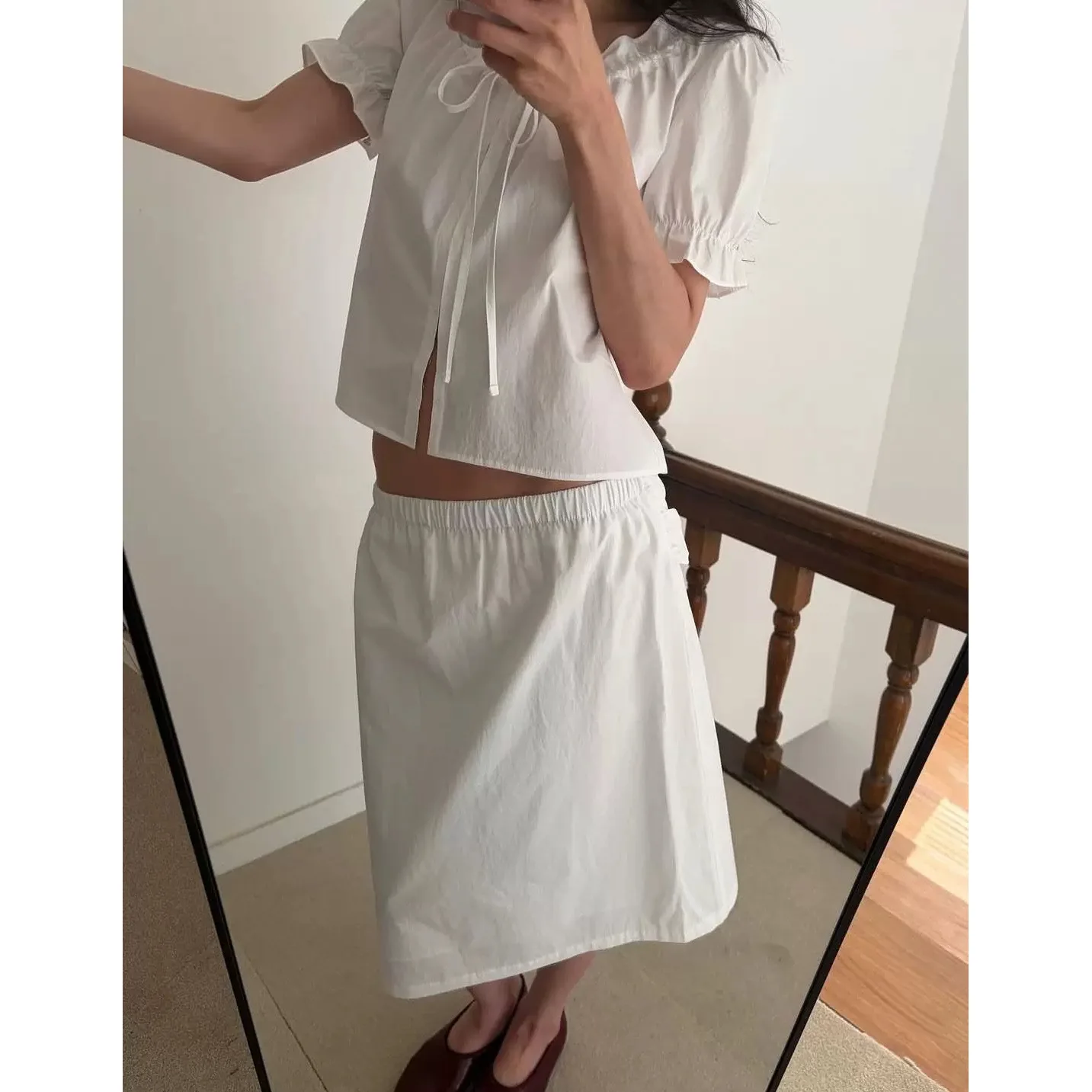 Summer New Smooth Half Skirt with Belt Casual Style Pleated Cotton Loose Fit for Women
Summer New Smooth Half Skirt with Belt Casual Style Pleated Cotton Loose Fit for Women