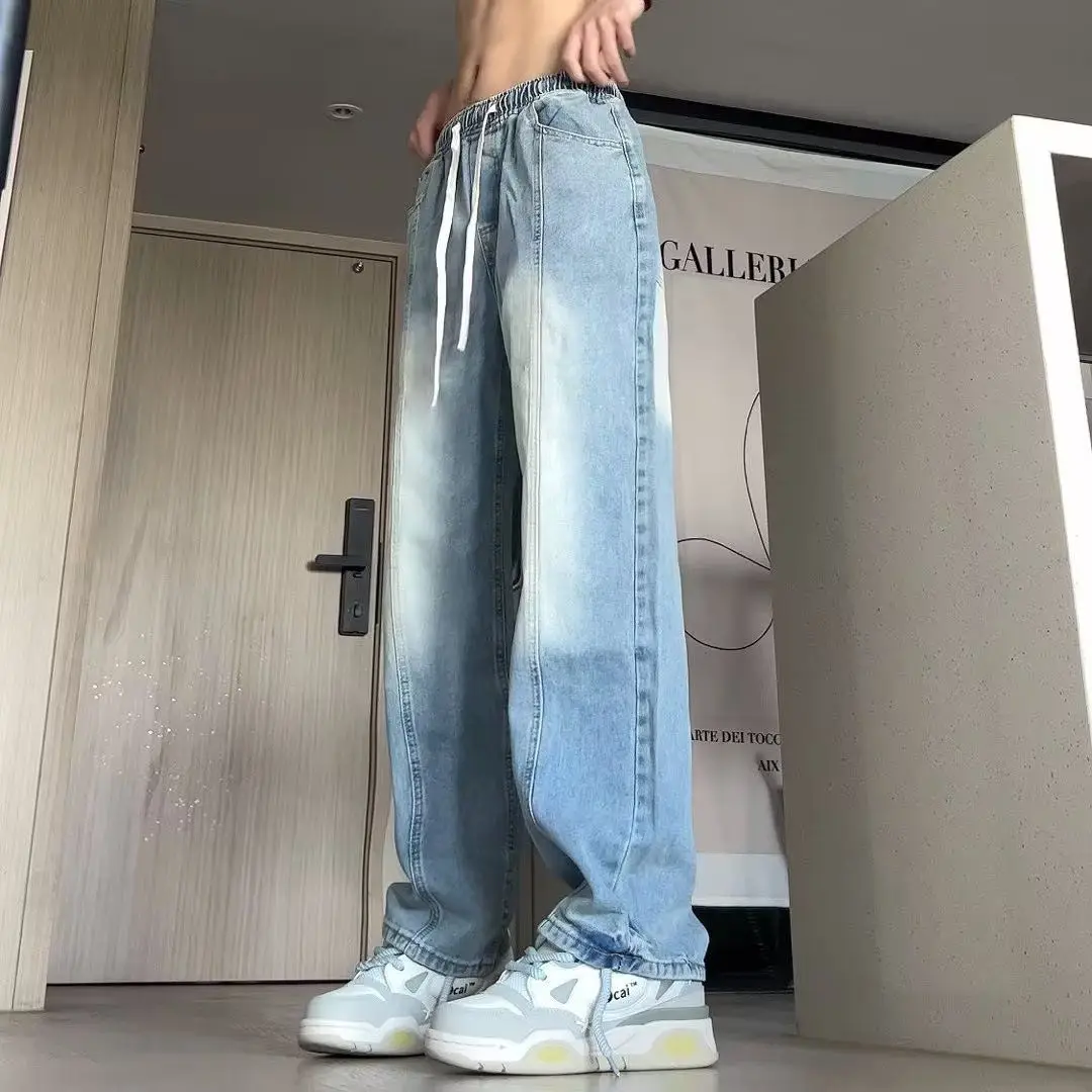 Американские уличные старые джинсы с эластичной резинкой на талии, мужские и женские модные брендовые свободные прямые универсальные брюки
Американские уличные старые джинсы с эластичной резинкой на талии, мужские и женские модные брендовые свободные прямые универсальные брюки