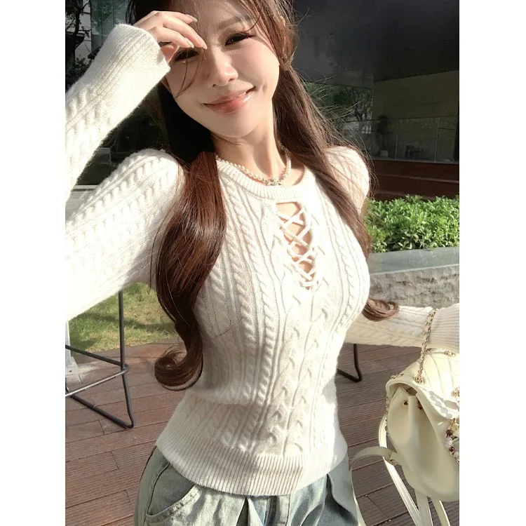 White Round Neck Hollow Sweater For Women, Autumn And Winter Slim Fit Long Sleeve Cable Knit Sweater, Base Layer, Hot Girl Tight
White Round Neck Hollow Sweater For Women, Autumn And Winter Slim Fit Long Sleeve Cable Knit Sweater, Base Layer, Hot Girl Tight
