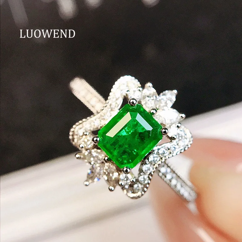 LUOWEND 100% 18K White Gold Rings Luxury Diamond Jewelry Natural Emerald Engagement Ring for Women Romantic Style Wedding Party
LUOWEND 100% 18K White Gold Rings Luxury Diamond Jewelry Natural Emerald Engagement Ring for Women Romantic Style Wedding Party
