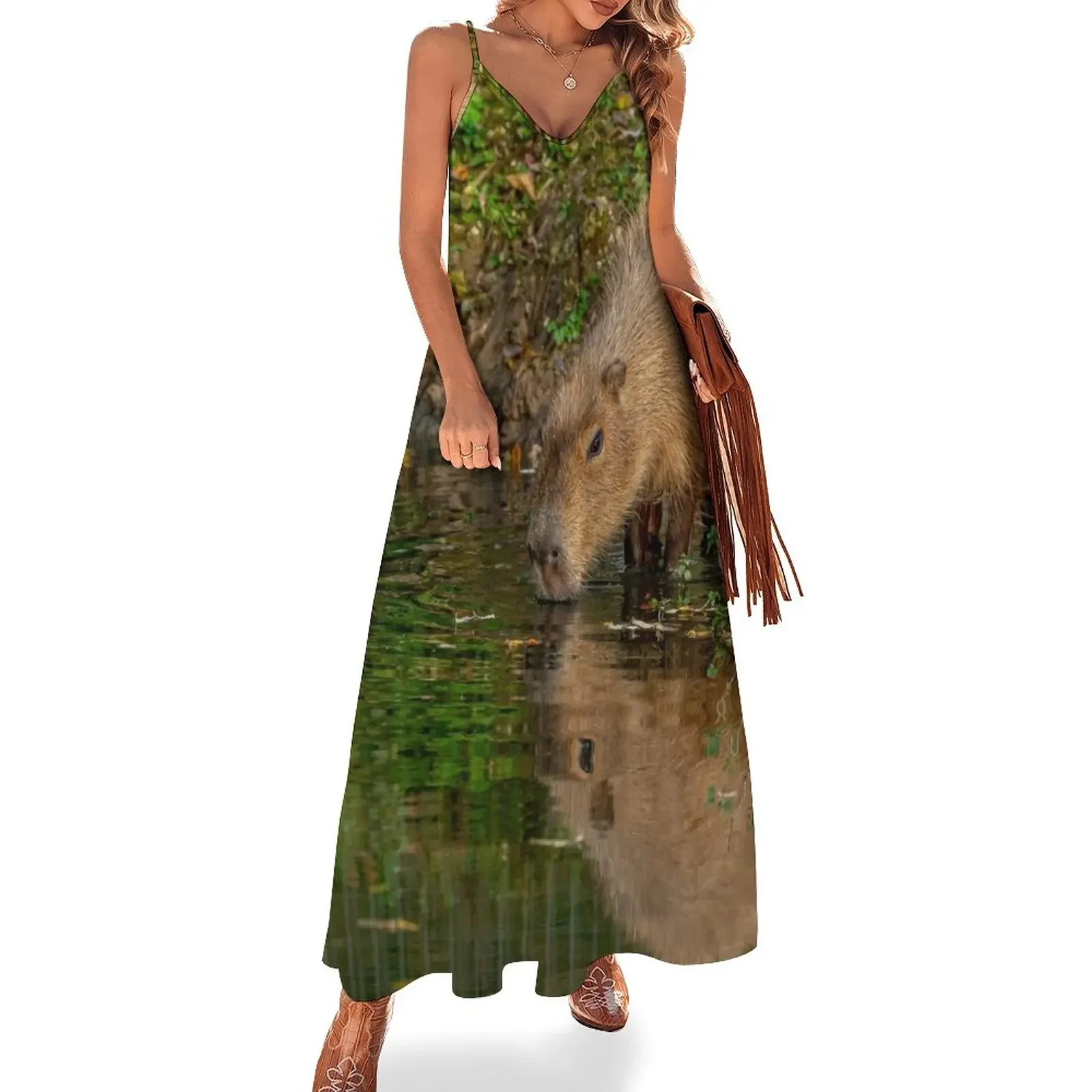 Capybara taking the water Sleeveless Dress women's clothing summer 2025 novelties clothes
Capybara taking the water Sleeveless Dress women's clothing summer 2025 novelties clothes