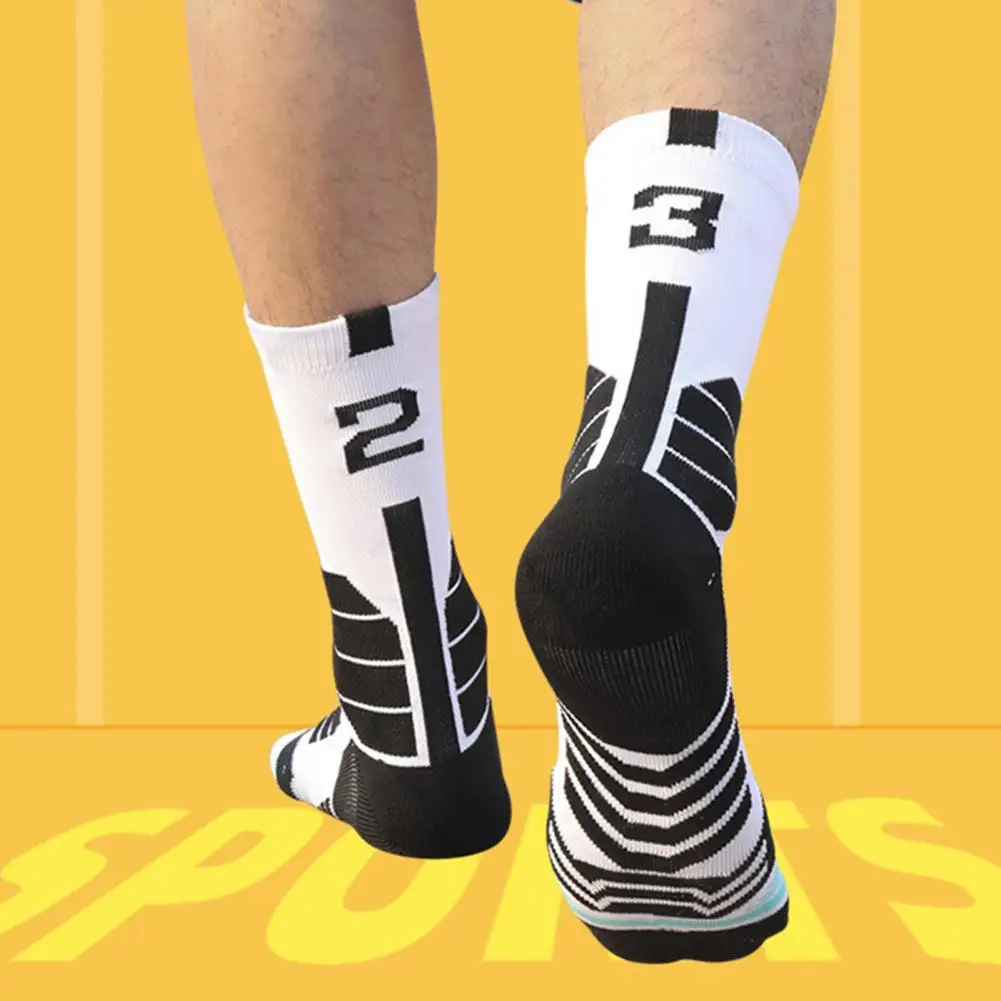 1Pc Middle Socks Sweat Absorption Ribbing Mouth Number Basketball Socks for Sport Running Printing Design Football Socks
1Pc Middle Socks Sweat Absorption Ribbing Mouth Number Basketball Socks for Sport Running Printing Design Football Socks