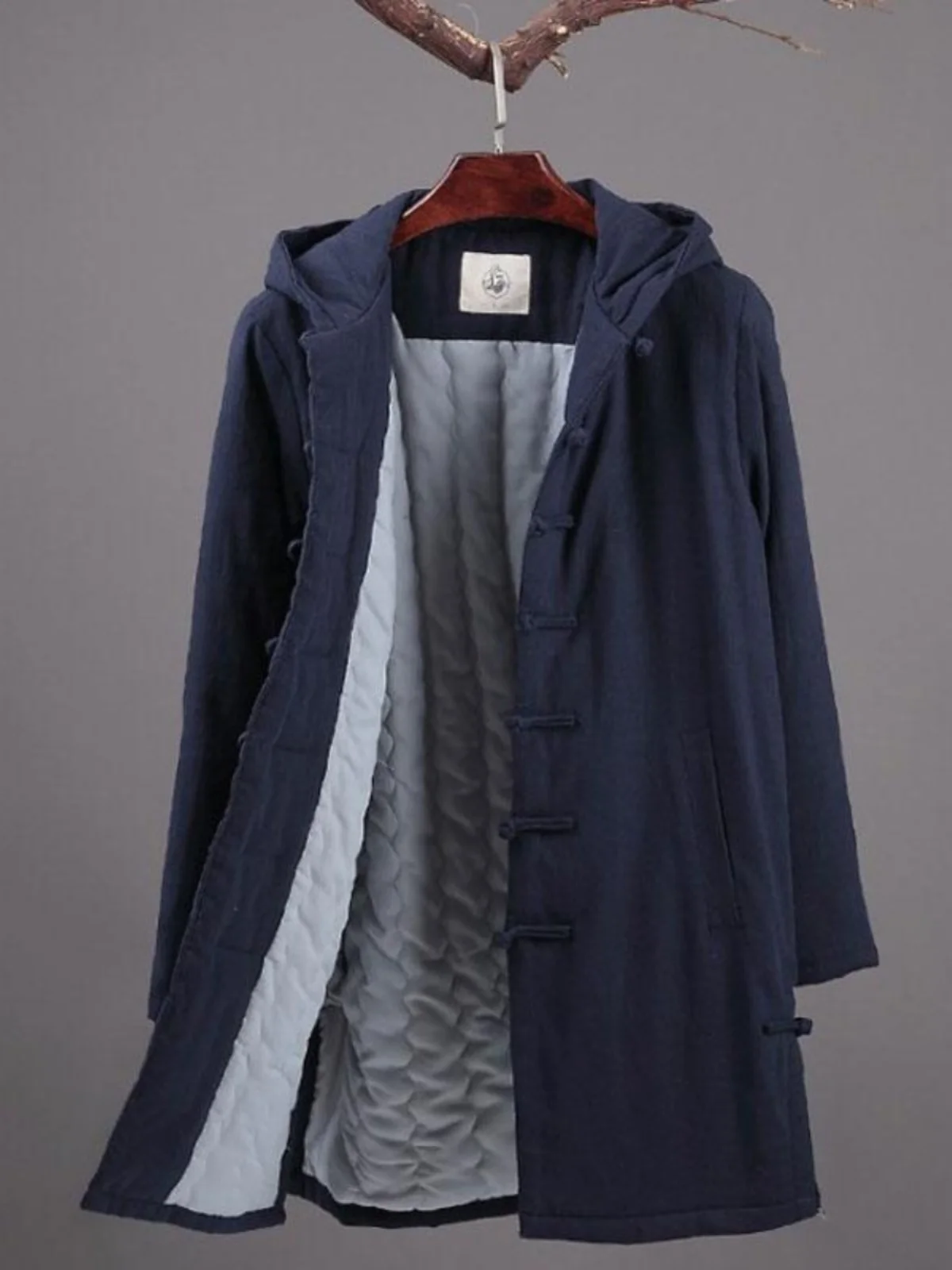 Новая мужская утепленная куртка в стиле ретро из хлопка и льна с капюшоном, на пуговицах, в китайском стиле, для зимы
Новая мужская утепленная куртка в стиле ретро из хлопка и льна с капюшоном, на пуговицах, в китайском стиле, для зимы