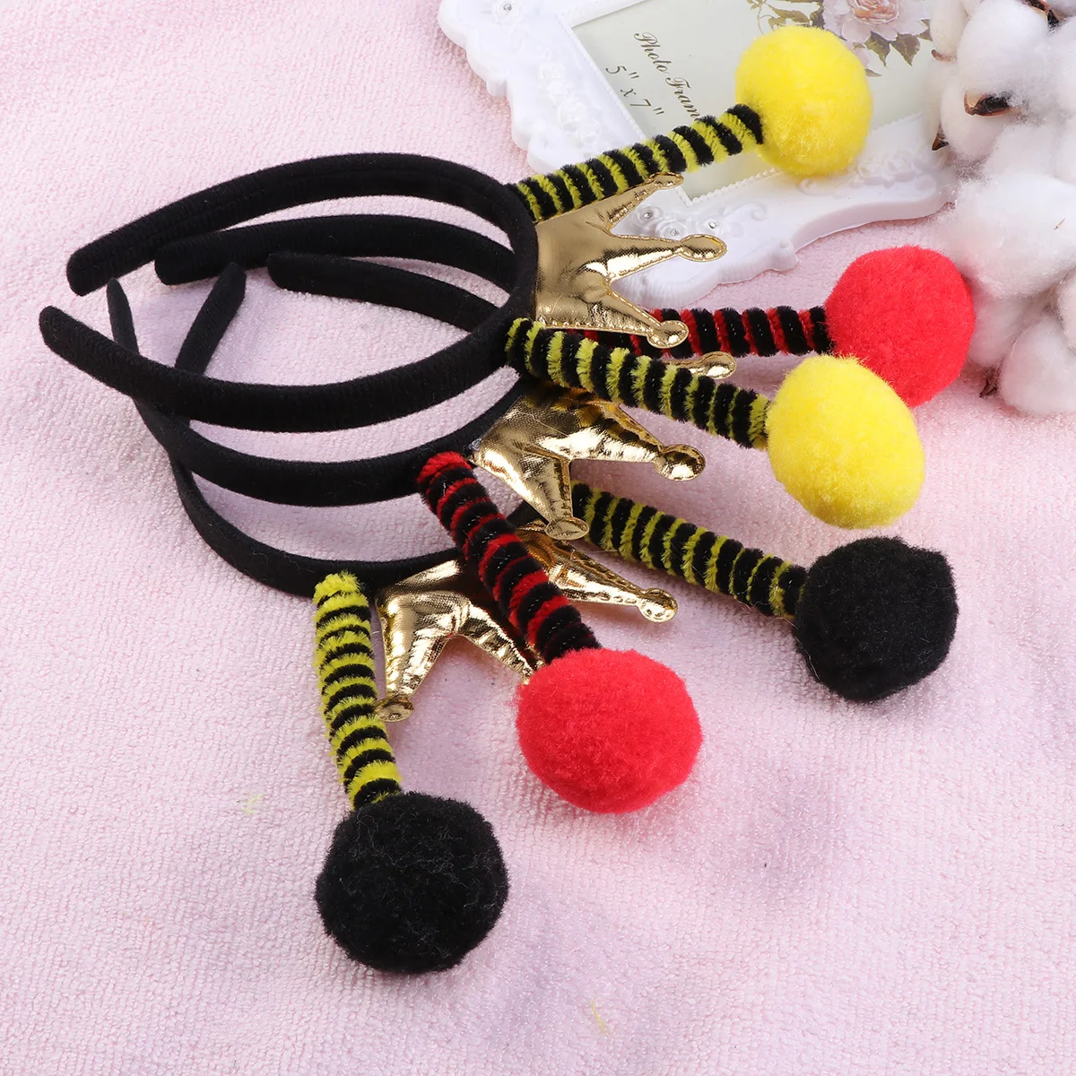 3 Pcs Insect Antenna Headband Ball Hair Kids Adult Ladybug Halloween Cosplay Party Favors Hair Band Headwear Elastic
3 Pcs Insect Antenna Headband Ball Hair Kids Adult Ladybug Halloween Cosplay Party Favors Hair Band Headwear Elastic
