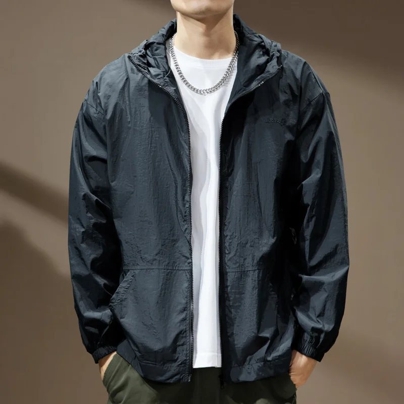 Tooling jacket men's solid color hooded zipper spring autumn new clothing outdoor loose UV protection fashionable and versatile
Tooling jacket men's solid color hooded zipper spring autumn new clothing outdoor loose UV protection fashionable and versatile