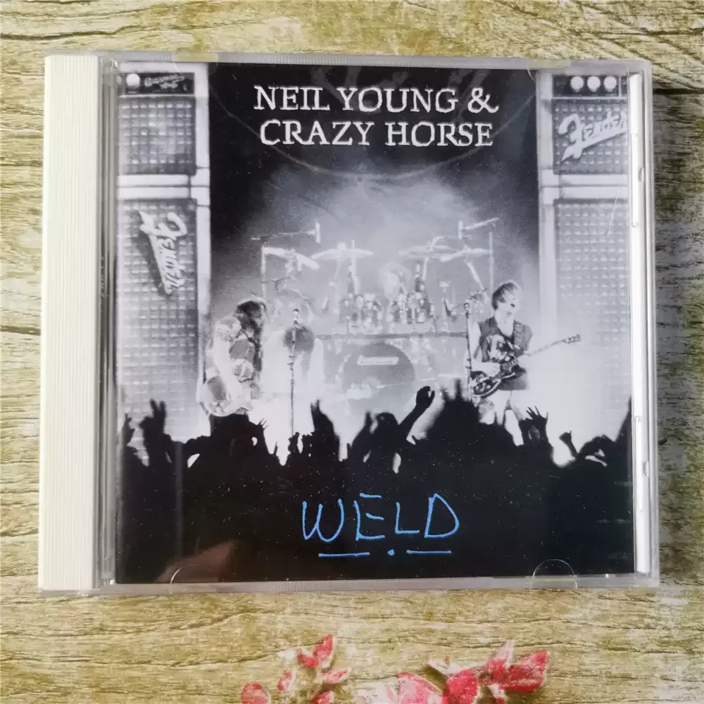 CD Neil Young & Crazy Horse Weld This Album Is A Live Recording From The 1991 Ragged Glory Tour
CD Neil Young & Crazy Horse Weld This Album Is A Live Recording From The 1991 Ragged Glory Tour