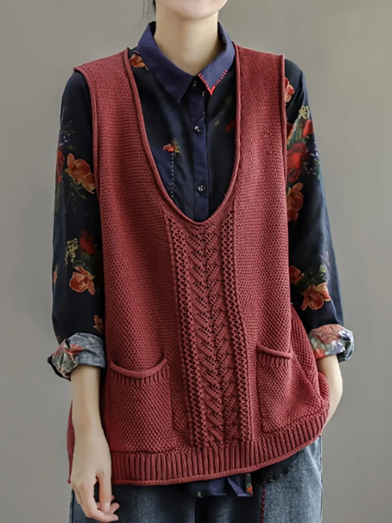 Женский жилет без рукавов большого размера, пуловер с v-образным вырезом, повседневный универсальный свободный однотонный легкий весенне-осенний вязаный жилет 
Женский жилет без рукавов большого размера, пуловер с v-образным вырезом, повседневный универсальный свободный однотонный легкий весенне-осенний вязаный жилет