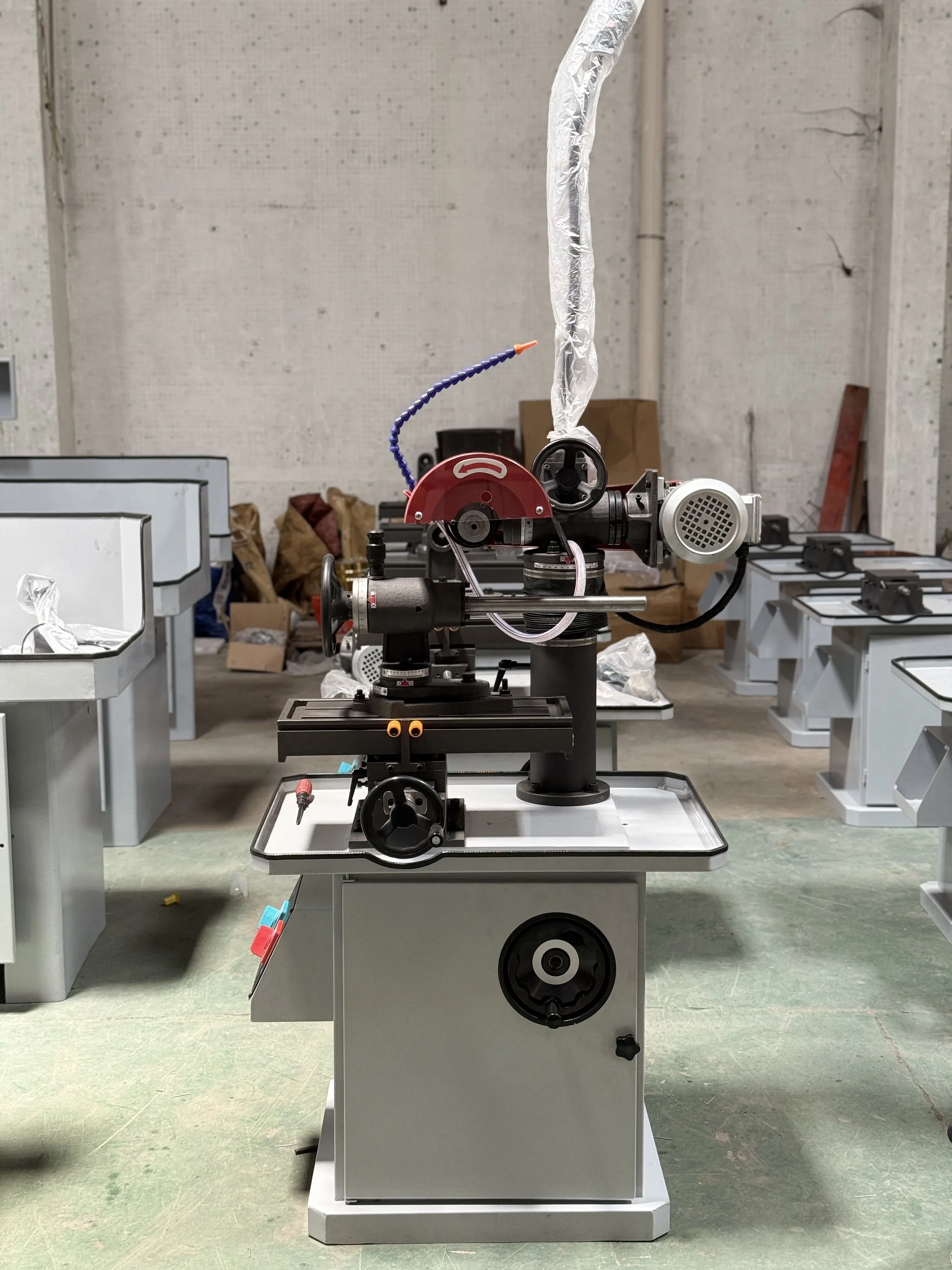 2026 Multifunctional Universal Cutter Grinder Cutting Tool Grinding Machine 220V/380V Drill Sharpener Sharpening Machine
2026 Multifunctional Universal Cutter Grinder Cutting Tool Grinding Machine 220V/380V Drill Sharpener Sharpening Machine