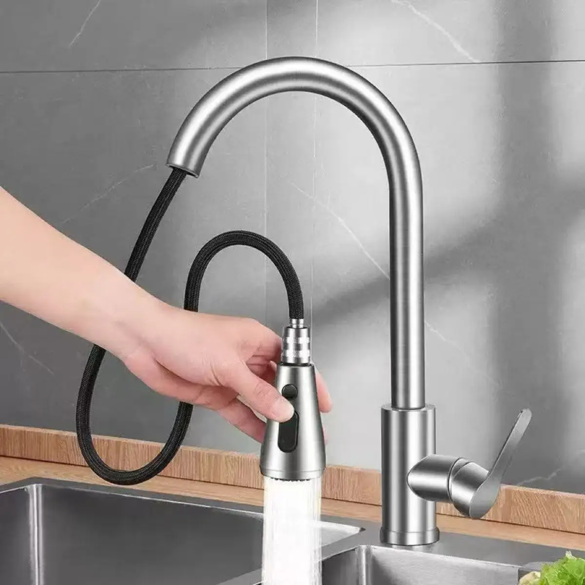 Stainless Steel Kitchen Faucet Single Hole Pull Out Spray 360° Swivel Sink Faucet High Arc Modern Design
Stainless Steel Kitchen Faucet Single Hole Pull Out Spray 360° Swivel Sink Faucet High Arc Modern Design