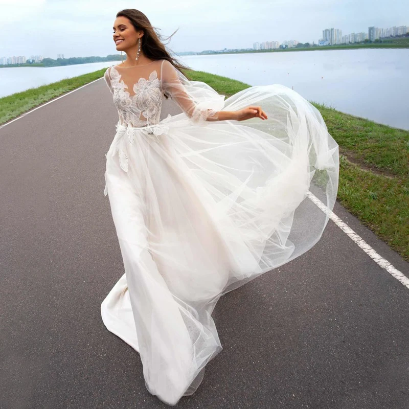 New Arrival Scoop Illusion Appliques Long Sleeve Button Tulle A-Line Wedding Dress Bridal Gown Vestido De Noiva
New Arrival Scoop Illusion Appliques Long Sleeve Button Tulle A-Line Wedding Dress Bridal Gown Vestido De Noiva