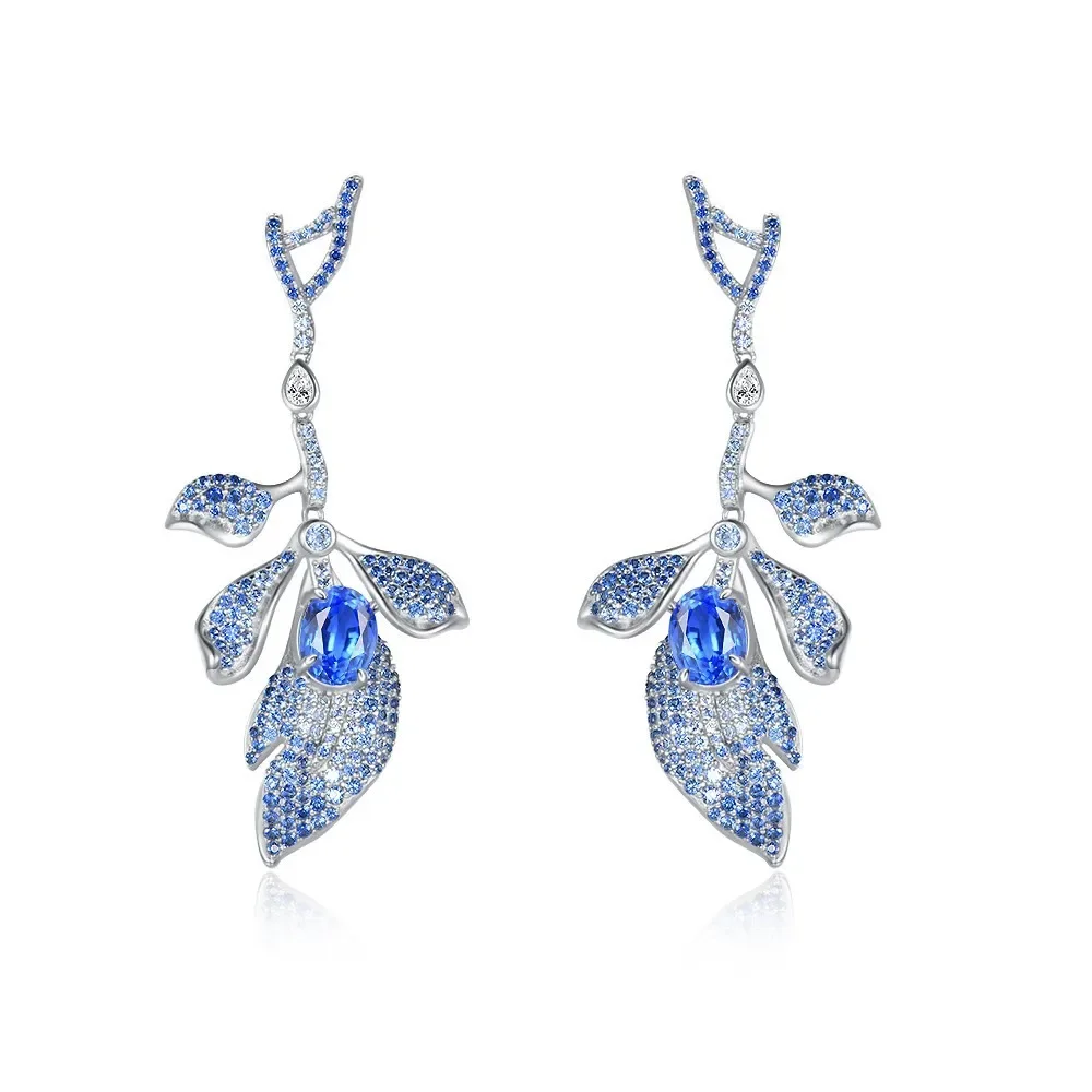 HOT SALE S925 Silver Sapphire/Emerald/Spinel Egg shaped 6 * 8 European and American Luxury 2-carat Earrings Wedding Jewelry
HOT SALE S925 Silver Sapphire/Emerald/Spinel Egg shaped 6 * 8 European and American Luxury 2-carat Earrings Wedding Jewelry