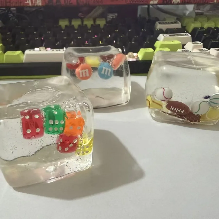 Maltose ice cubes pinching Le Water Cube hot ice cubes venting slow rebound toys creative decompression artifact pinching
Maltose ice cubes pinching Le Water Cube hot ice cubes venting slow rebound toys creative decompression artifact pinching