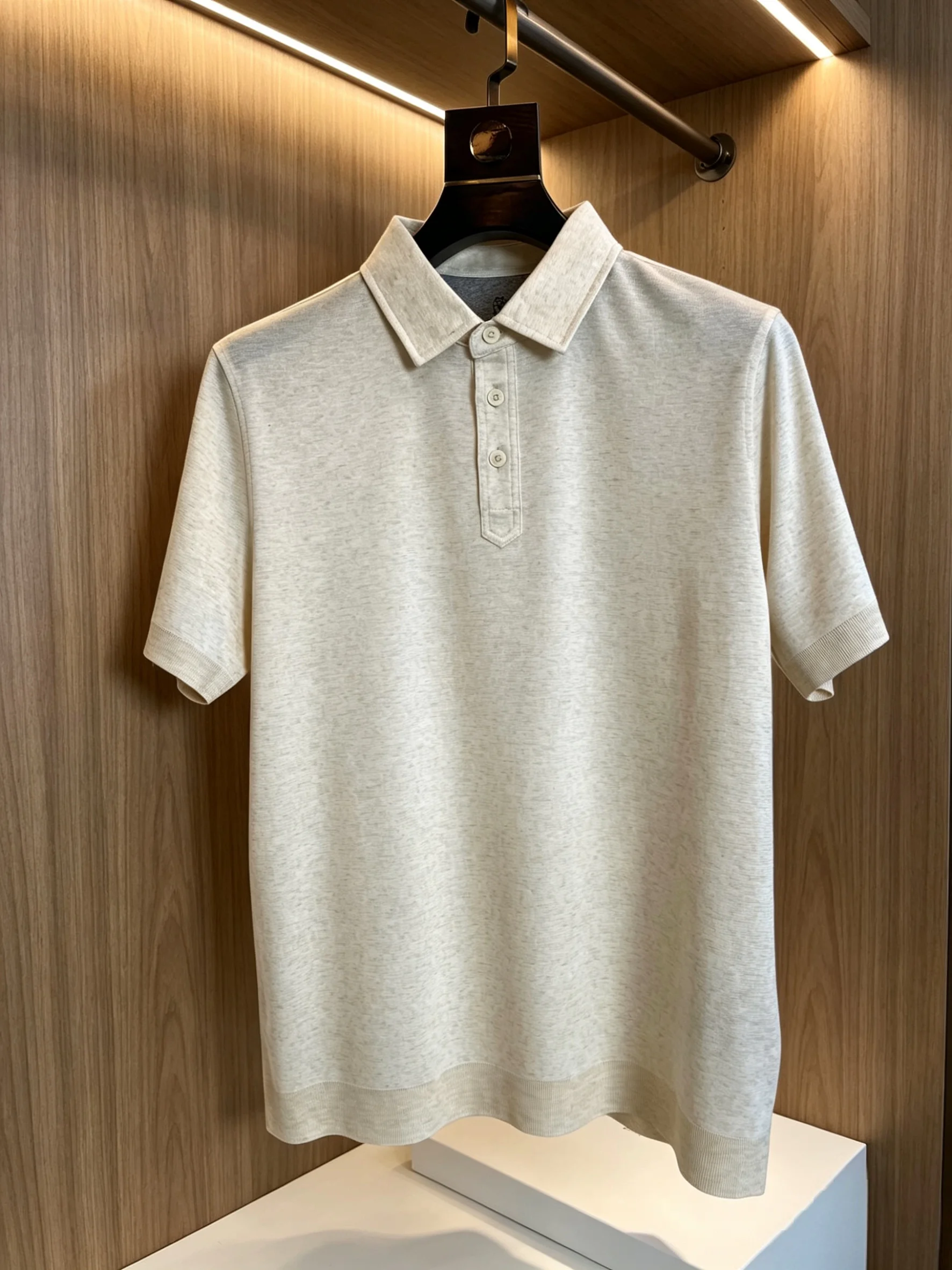 Italian Style Men's Shirt Summer 2026 Short Sleeve Turn-down Collar Lazy Style No Logo Cotton Deformable
Italian Style Men's Shirt Summer 2026 Short Sleeve Turn-down Collar Lazy Style No Logo Cotton Deformable