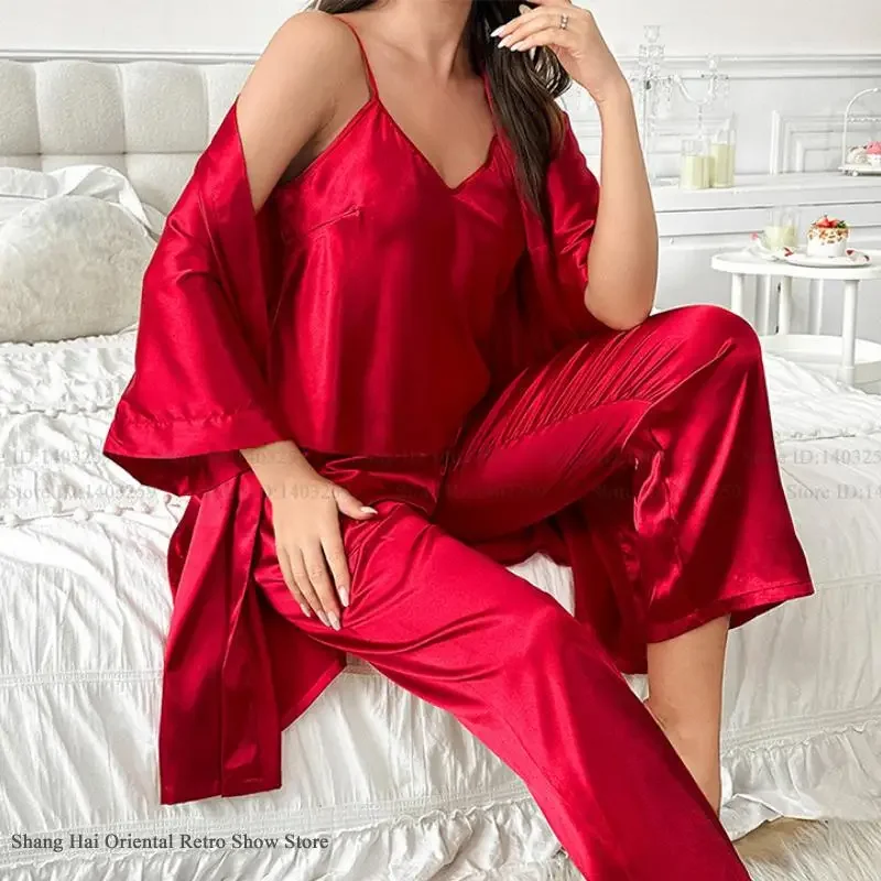 Spring Summer New Women 3Pcs Pajamas Set Sleepwear Ice Silk Bathrobe Pyjama Pour Femme Loose Casual Homewear Loungewear Lingerie
Spring Summer New Women 3Pcs Pajamas Set Sleepwear Ice Silk Bathrobe Pyjama Pour Femme Loose Casual Homewear Loungewear Lingerie
