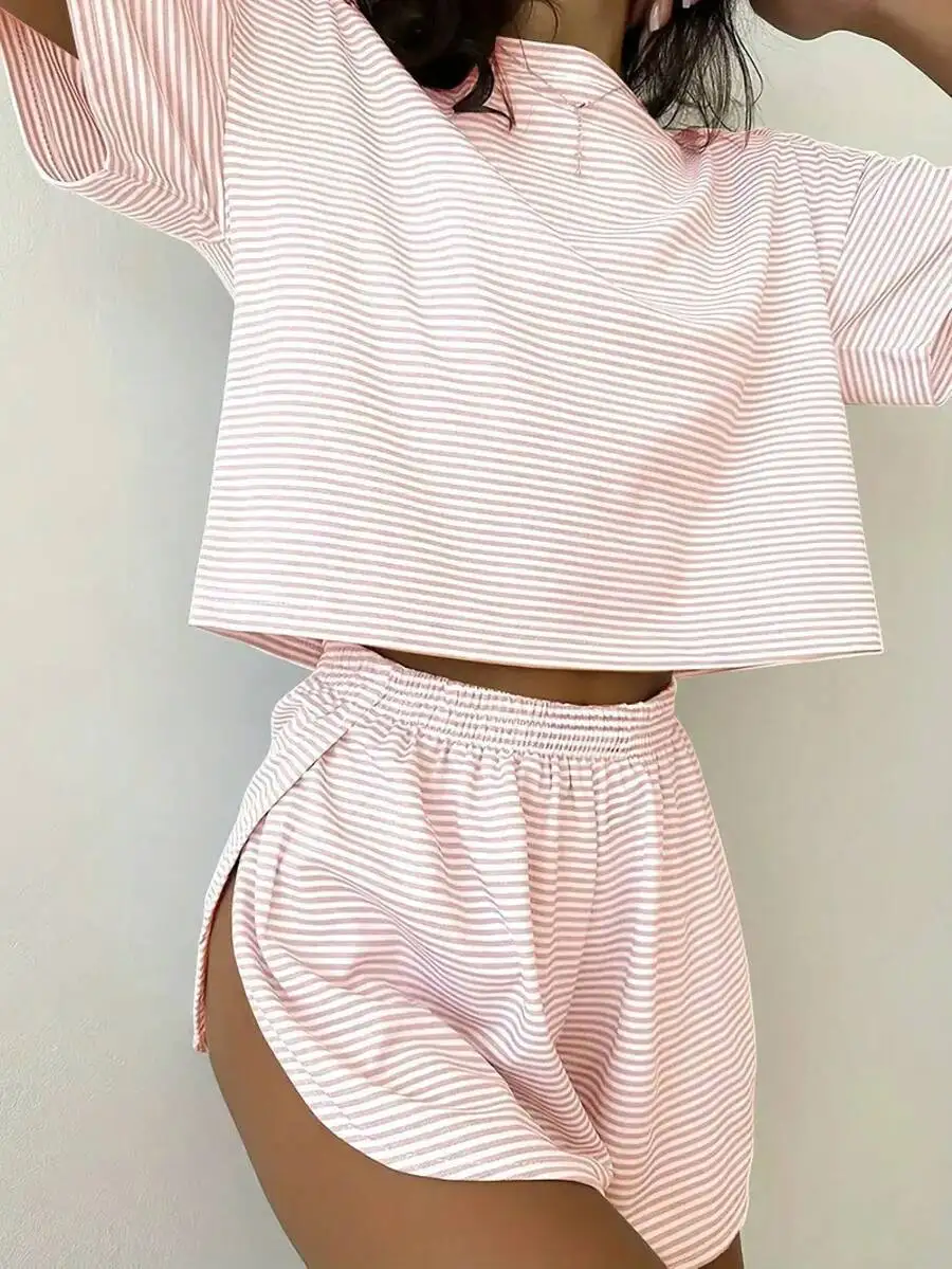 Womens Striped 2 Piece Lounge Set Short Sleeve Crop Top And Elastic Waist Shorts Casual Home Wear
Womens Striped 2 Piece Lounge Set Short Sleeve Crop Top And Elastic Waist Shorts Casual Home Wear