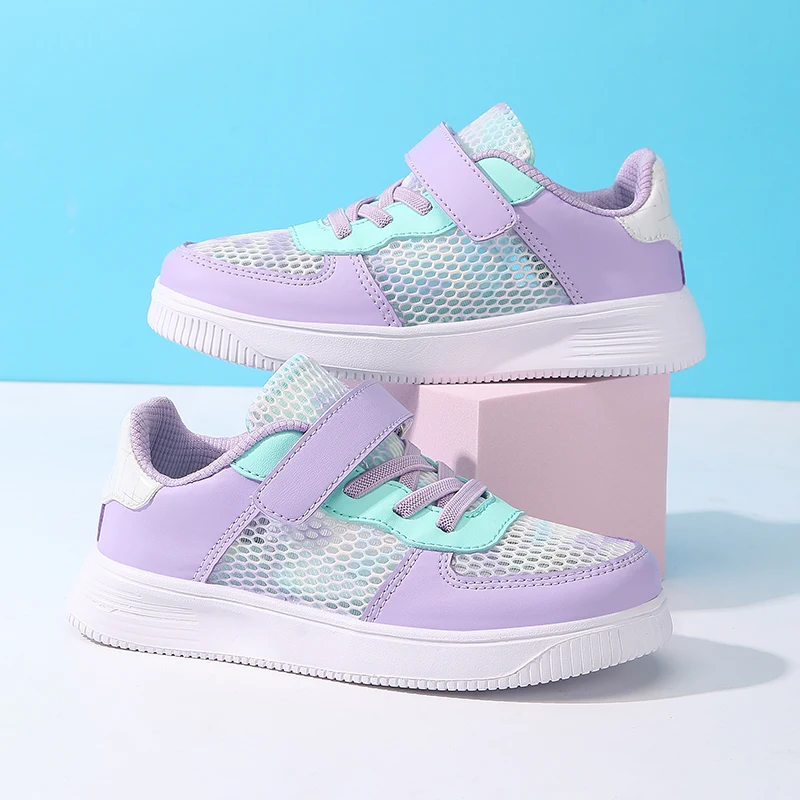 A pair of girls' four-season mesh sports shoes, breathable, wear-resistant, comfortable casual shoes, size 28-39,DW-FS-235
A pair of girls' four-season mesh sports shoes, breathable, wear-resistant, comfortable casual shoes, size 28-39,DW-FS-235