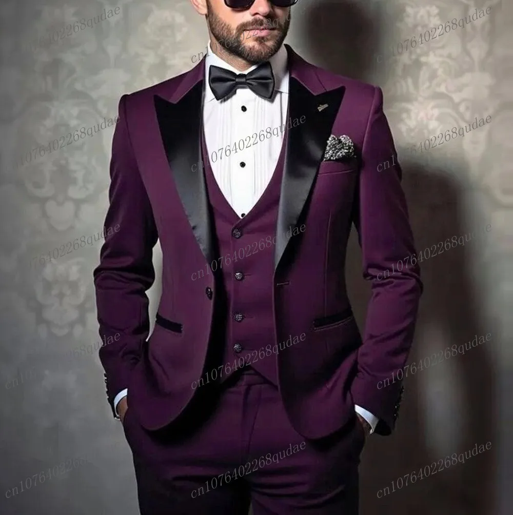 New Black Collar Purple Men Suit Wedding Party Groom Groomsman Male Tuxedos Bridegroom Costume 3 Piece Set Blazer Vest Pants
New Black Collar Purple Men Suit Wedding Party Groom Groomsman Male Tuxedos Bridegroom Costume 3 Piece Set Blazer Vest Pants