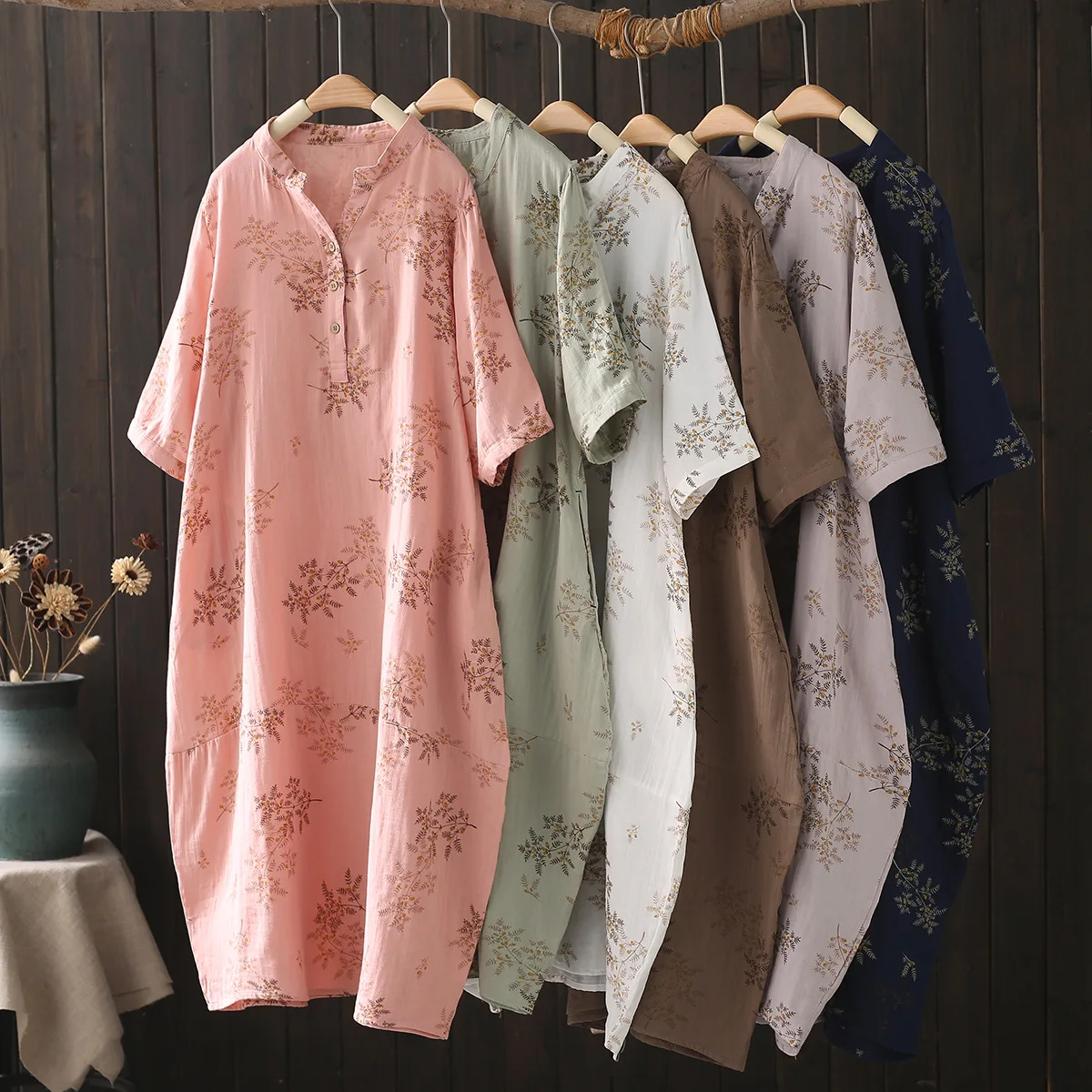 2025 Middle-aged women's clothes 100% cotton yarn v neck print dress for women summer short sleeve one-piece dress
2025 Middle-aged women's clothes 100% cotton yarn v neck print dress for women summer short sleeve one-piece dress