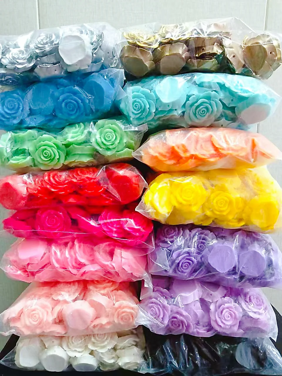16 Colors 42MM Resin Rose Flower With Straight Hole Loose Beads For Girls DIY Necklace Phone Shell Jewelry Accessories 50PCS
16 Colors 42MM Resin Rose Flower With Straight Hole Loose Beads For Girls DIY Necklace Phone Shell Jewelry Accessories 50PCS