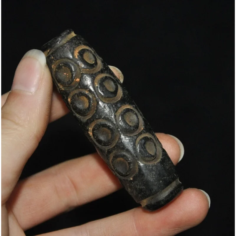 2.6" China Hongshan Culture meteorite iron sacrifice Dzi Beads Jade Cong pendant
2.6" China Hongshan Culture meteorite iron sacrifice Dzi Beads Jade Cong pendant