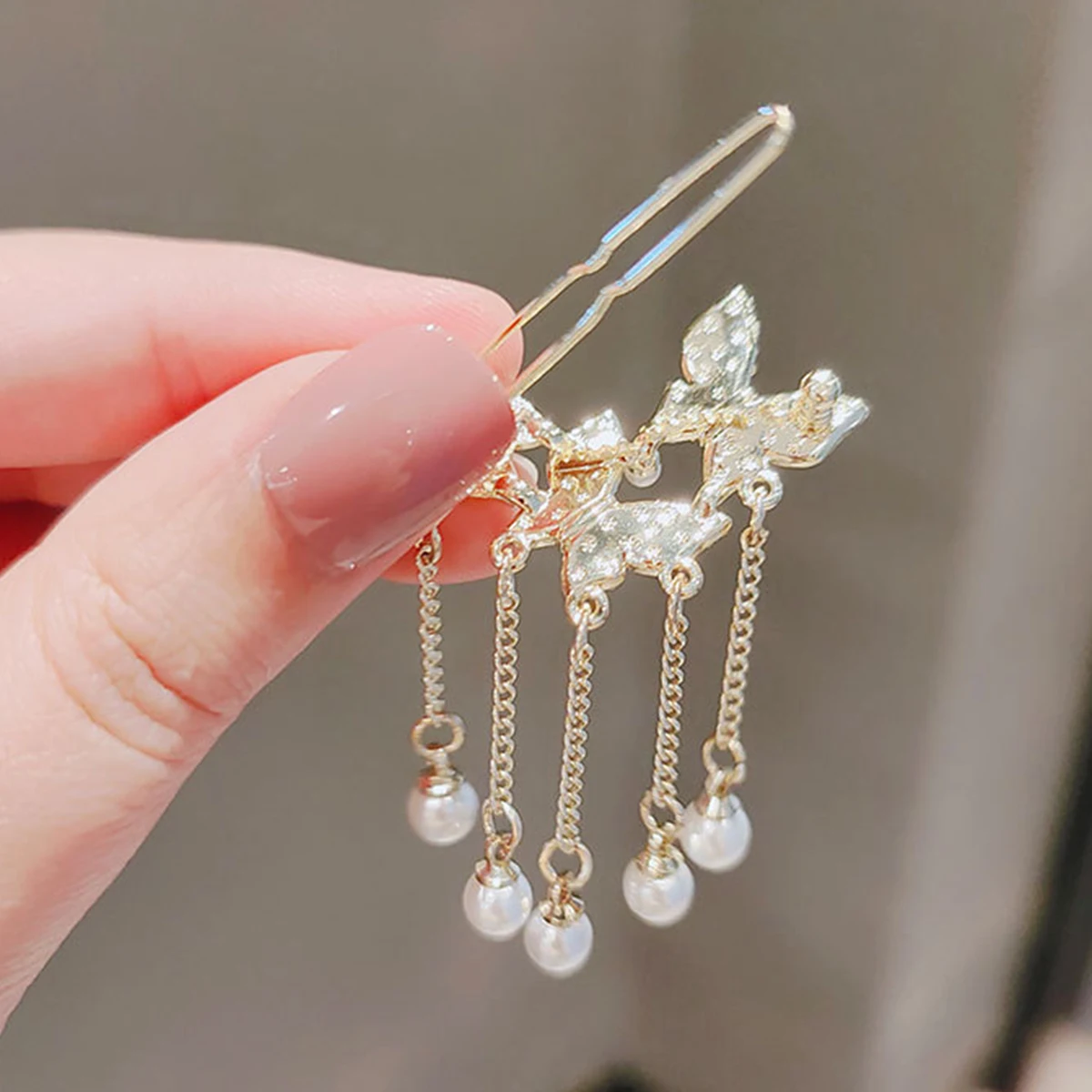 3pcs Tassel Hair Clip ABS Butterfly Barrettes Women Accessories Sparkling Fashion Party Christmas Stage Hair Care Styling
3pcs Tassel Hair Clip ABS Butterfly Barrettes Women Accessories Sparkling Fashion Party Christmas Stage Hair Care Styling