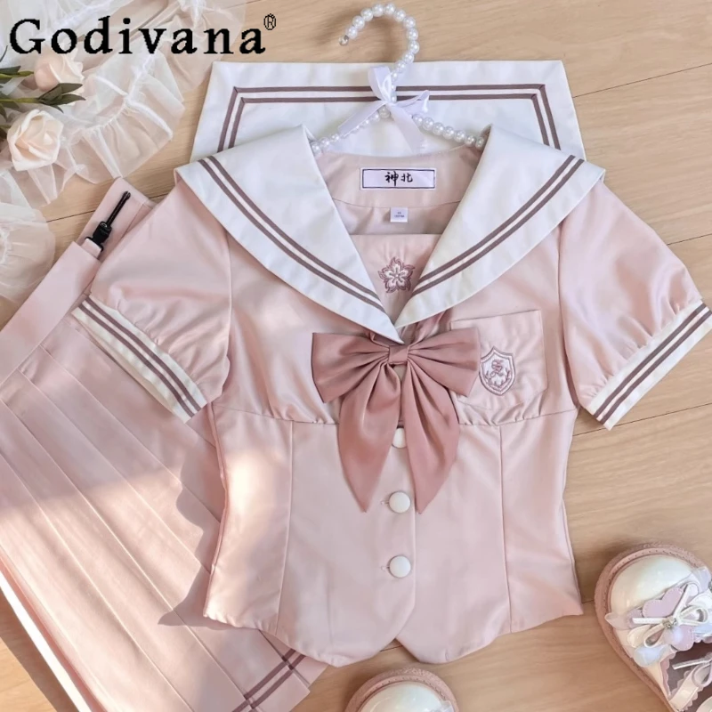 2025 Summer New Sweet JK Sailor Uniform Japanese College Long Short Sleeve Cute Bow Top Elegant A-line Pink Short Pleated Skirt
2025 Summer New Sweet JK Sailor Uniform Japanese College Long Short Sleeve Cute Bow Top Elegant A-line Pink Short Pleated Skirt