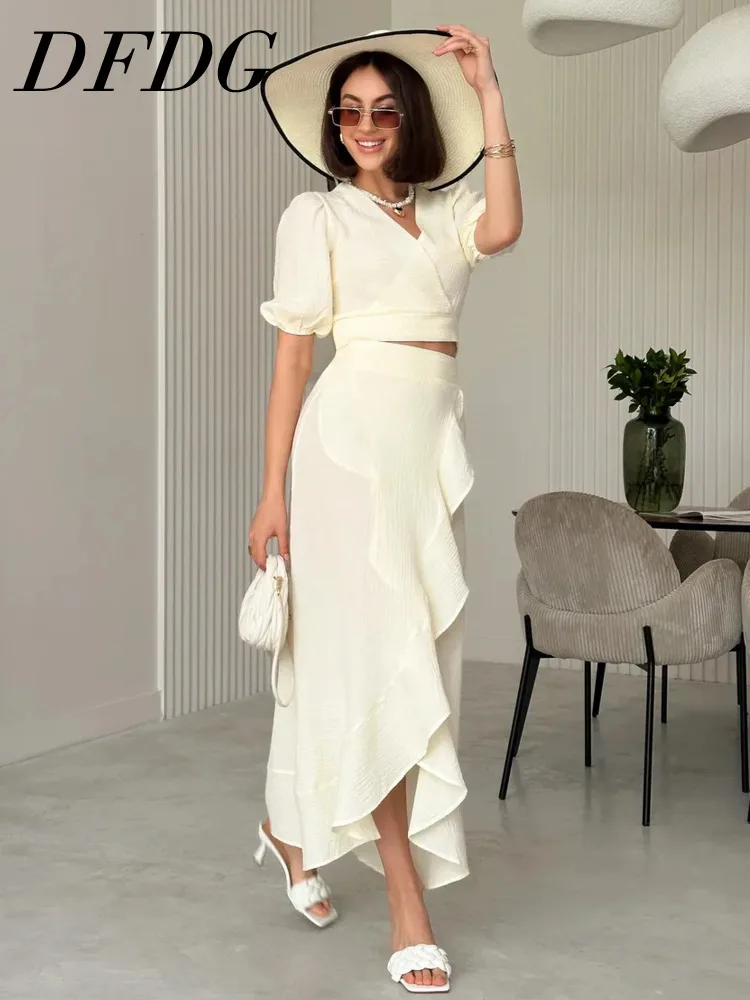 DFDG Women's Spring Summer Puff Sleeve Crop Top Asymmetrical Ruffle Skirt Set Casual Vacation 2026 Trendy Feminine Fashion Set
DFDG Women's Spring Summer Puff Sleeve Crop Top Asymmetrical Ruffle Skirt Set Casual Vacation 2026 Trendy Feminine Fashion Set