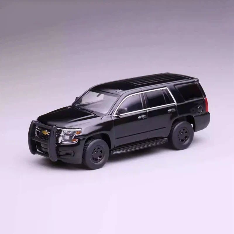 Масштабная модель автомобиля Tahoe 1:64 из сплава, статическая, коллекционная, для демонстрации, игрушка, подарок, сувенир, украшение
Масштабная модель автомобиля Tahoe 1:64 из сплава, статическая, коллекционная, для демонстрации, игрушка, подарок, сувенир, украшение