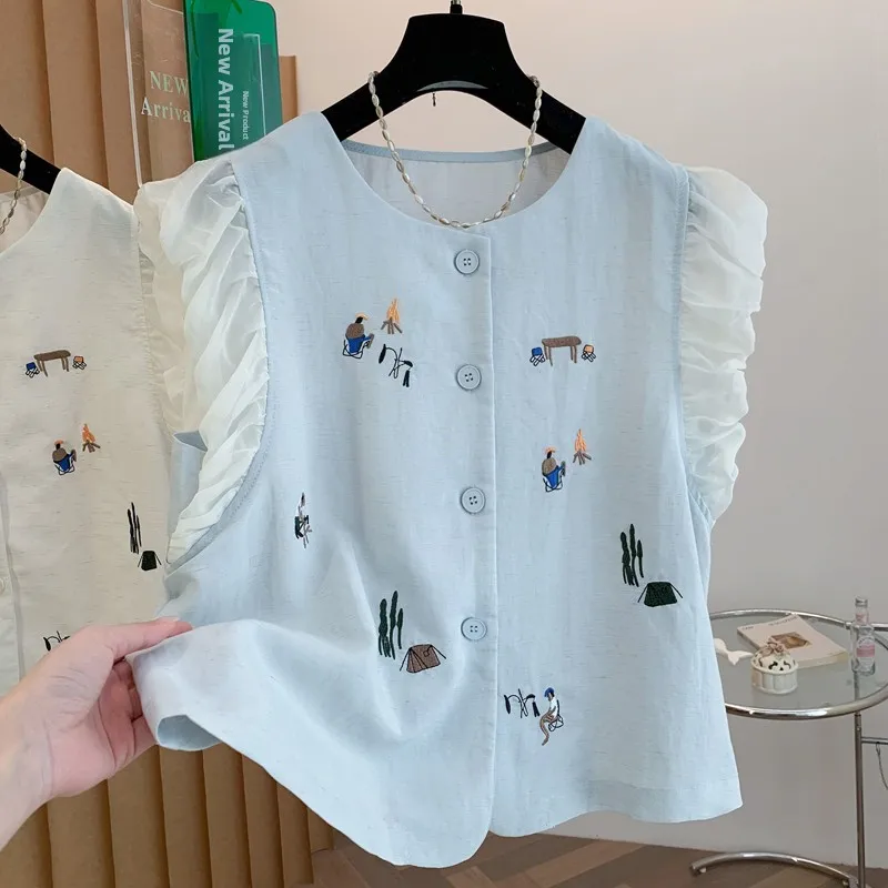 Large Size Cartoon Embroidered Short Sleeve Shirt Women's Summer Unique Design Flower Bud Sleeve Top Lace Trim Sleeve
Large Size Cartoon Embroidered Short Sleeve Shirt Women's Summer Unique Design Flower Bud Sleeve Top Lace Trim Sleeve