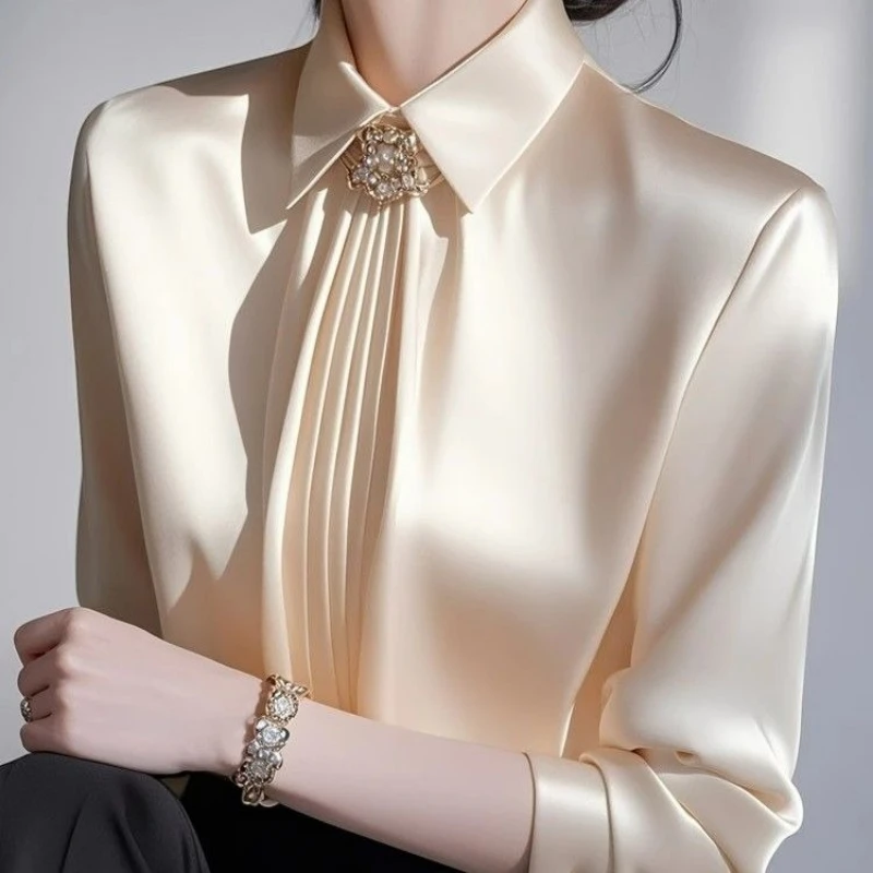 2025 French Luxury Satin Shirt Champagne Elegant Blouse Fashion Slim Fit Women's Clothing Office Casual Spring Chic Top
2025 French Luxury Satin Shirt Champagne Elegant Blouse Fashion Slim Fit Women's Clothing Office Casual Spring Chic Top
