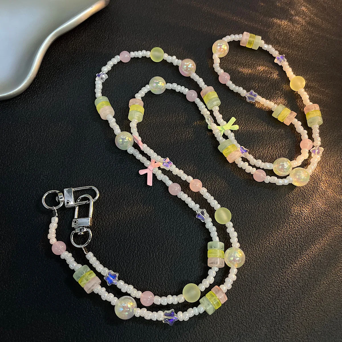 Cute Bear Bow Candy Mobile Phone Lanyard Crossbody Bead Strap Lanyard Chain For iPhone Samsung Universal Phone Accessories Chain
Cute Bear Bow Candy Mobile Phone Lanyard Crossbody Bead Strap Lanyard Chain For iPhone Samsung Universal Phone Accessories Chain
