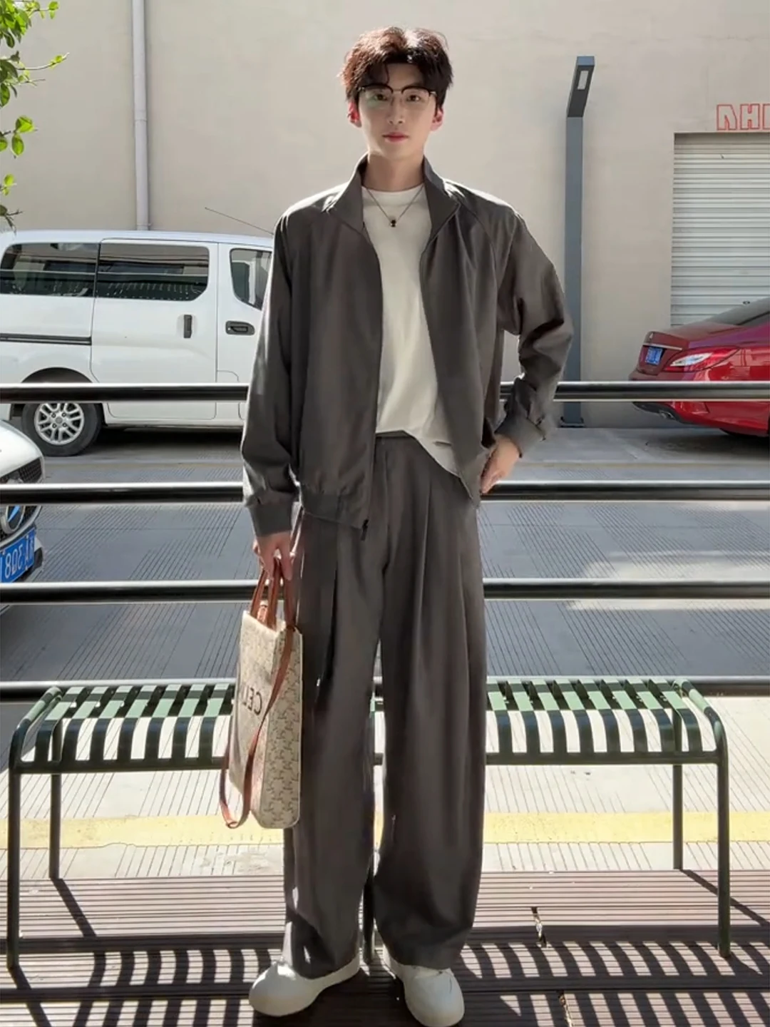 ay ort Men's Pilot Jaet Cool Haome Boys' Autumn Faion Baseball orm Cleanfit oulder Length Zipper Closure Coat
ay ort Men's Pilot Jaet Cool Haome Boys' Autumn Faion Baseball orm Cleanfit oulder Length Zipper Closure Coat