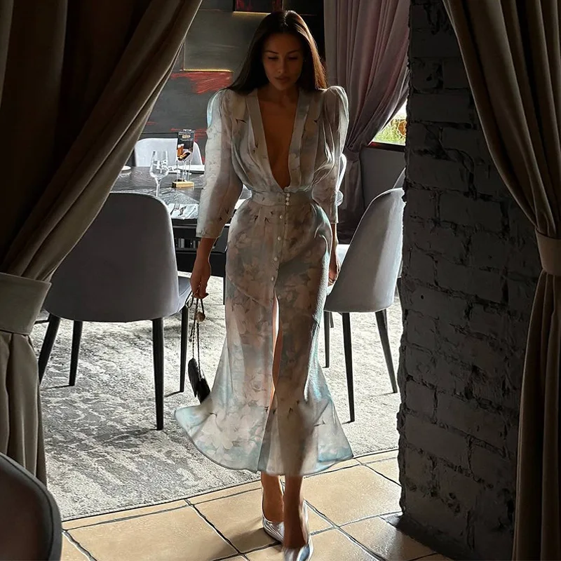 Women's clothing 2025 summer new high-end print V-neck high waist slit puff sleeve dress club clothing Vestidos
Women's clothing 2025 summer new high-end print V-neck high waist slit puff sleeve dress club clothing Vestidos