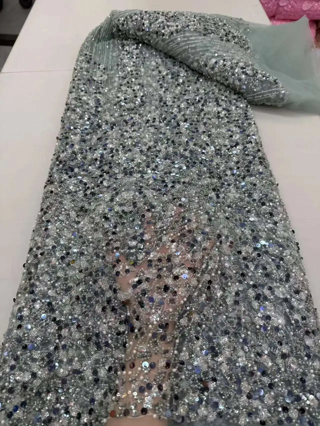 African Beaded Lace Fabric French Tulle Lace 2025 High Quality Lace French Sequins Beads Fabric For Women Wedding Party Dress
African Beaded Lace Fabric French Tulle Lace 2025 High Quality Lace French Sequins Beads Fabric For Women Wedding Party Dress