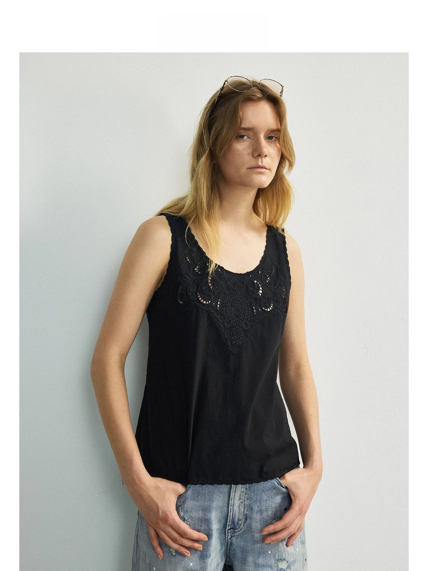 Женский летний топ Mincollection U-Ne Svel с вышивкой и цветочным кружевом, с высокой плотностью шитья, для повседневной носки
Женский летний топ Mincollection U-Ne Svel с вышивкой и цветочным кружевом, с высокой плотностью шитья, для повседневной носки